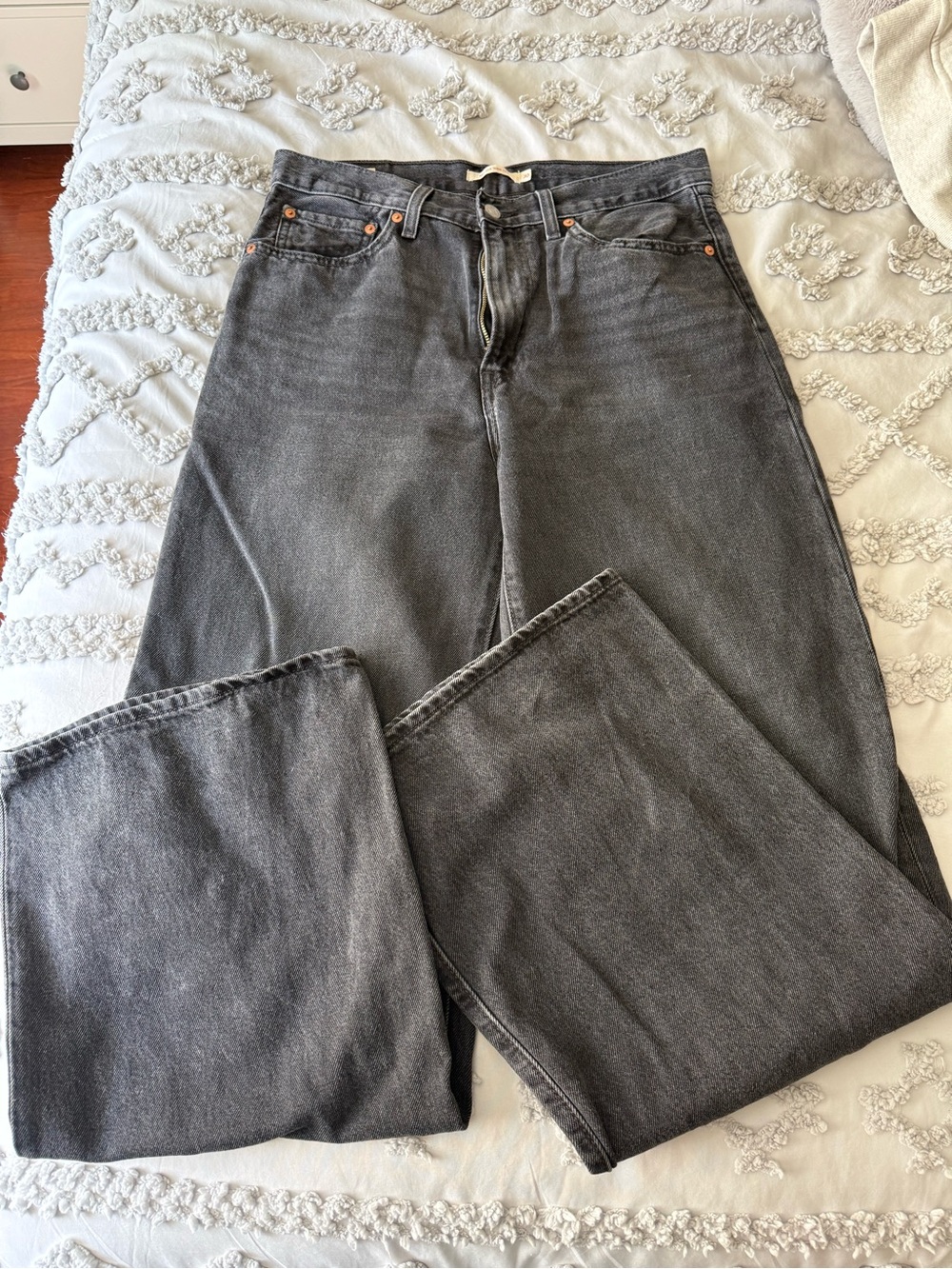 Levis ribcage wide leg jeans size 30